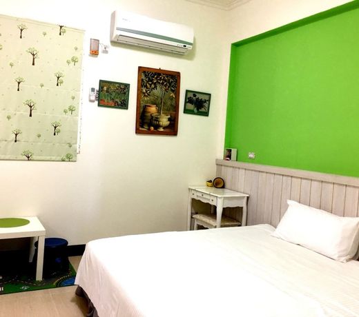 Taitung Painted House B&B