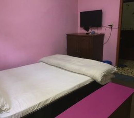 OYO 305 Hotel Gauri