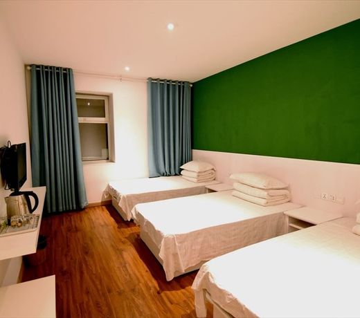 Luoyang Yijia Culture Hotel