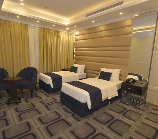 Rose White Hotel