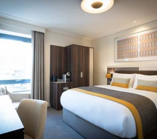 Hotel 7