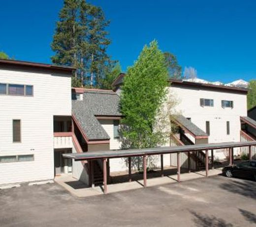 Buckwheat Condominiums