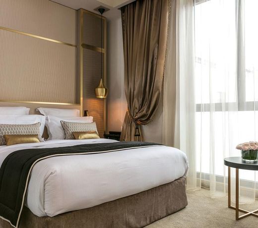 Niepce Paris, Curio Collection By Hilton