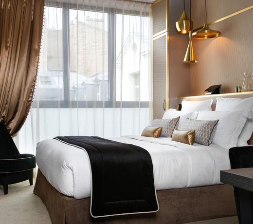 Niepce Paris, Curio Collection By Hilton