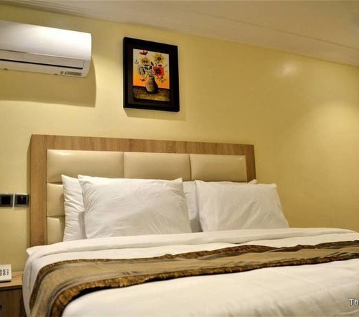 H9 Suites