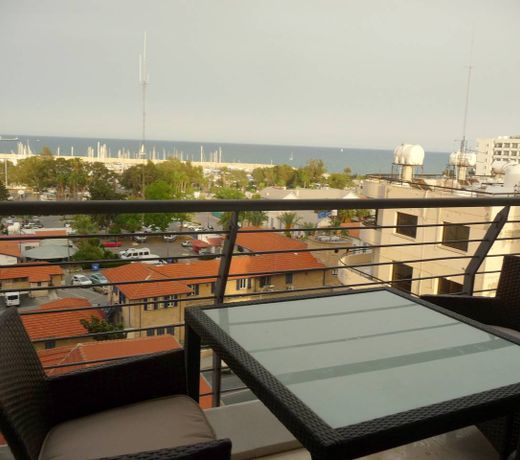 T&E Apartment