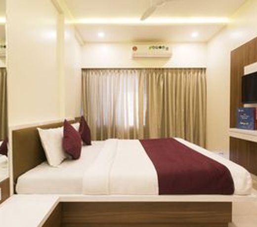 OYO 10355 Hotel SK Regency