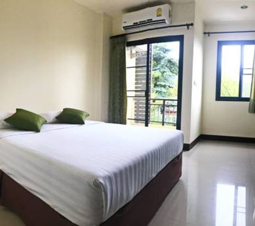 T.P. Place Hotel