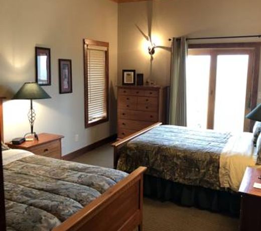 Comstock Premier Lodge LLC