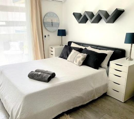 Heart of Manly Apartment