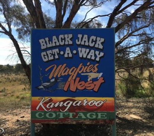 Black Jack Get-A-Way "Magpies Nest"