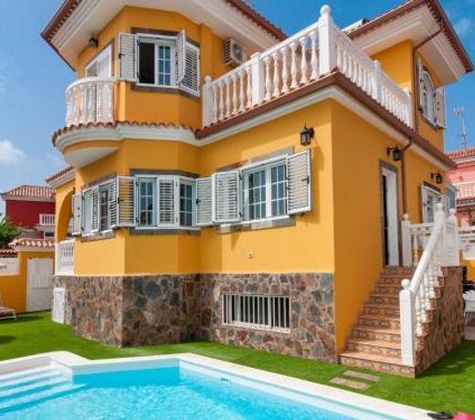 Sonnenland Q10 by VillaGranCanaria