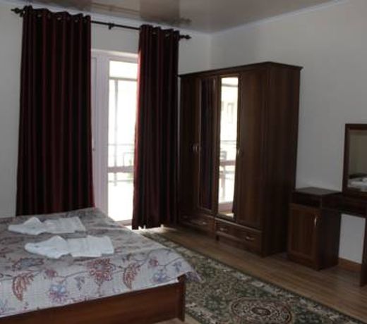 Simiram Hotel