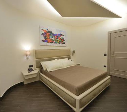 Petit Hotel Elita