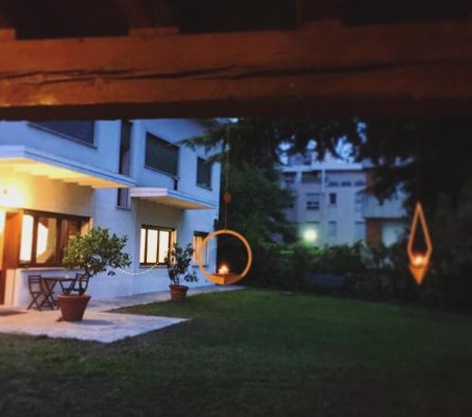 Casa Lunia Guesthouse