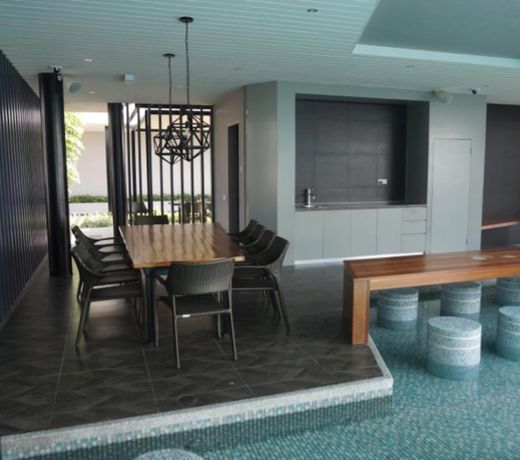 Exclusive Private Guesthouse @ The Leafz Condo