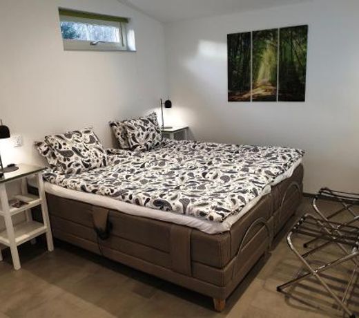 PAX Apartments