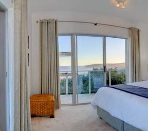 Infinity Blue Luxury Accommodation