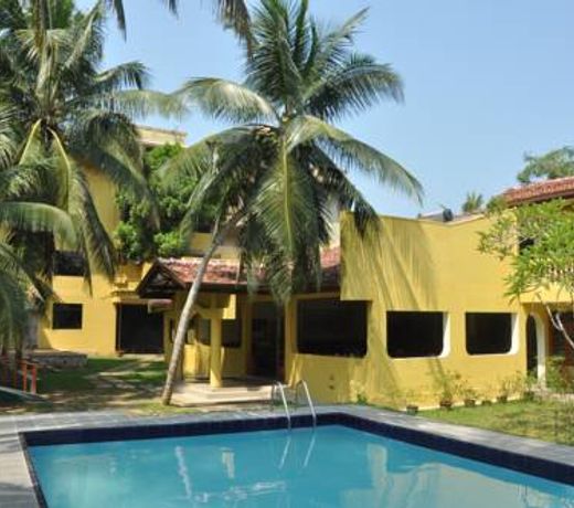 Muthumuni Ayurveda River Resort