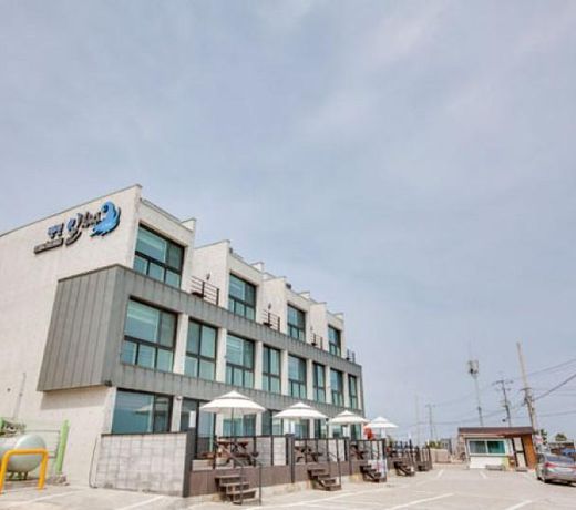 Yeongdeok Ilhwasu Pension