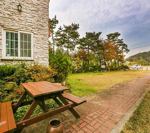 Gyeongju Pension Four Season