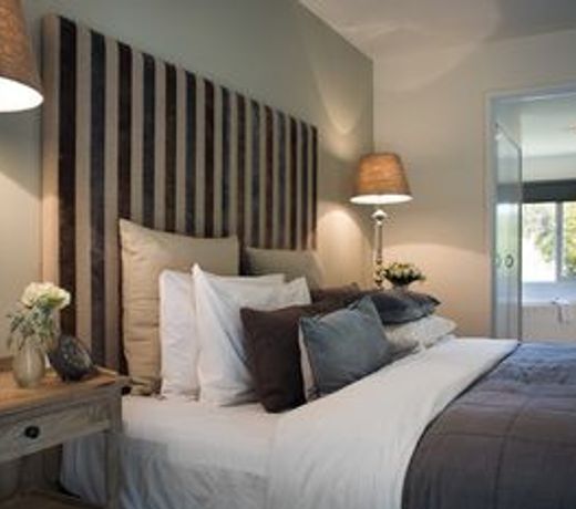 Boatshed Villa Green Door
