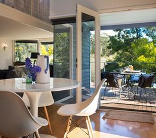 Boatshed Villa Green Door