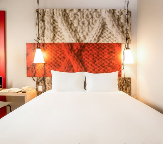 ibis Lanzhou Wuquan Square