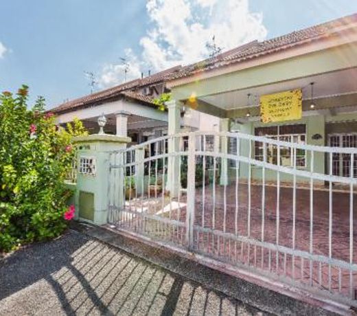 Homestay Rini Zikry