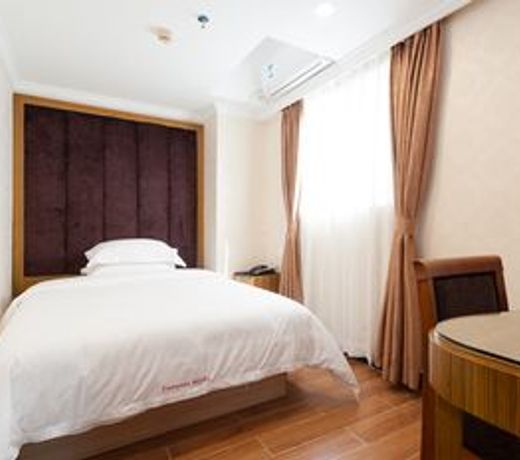 Guangzhou Compass Hotel
