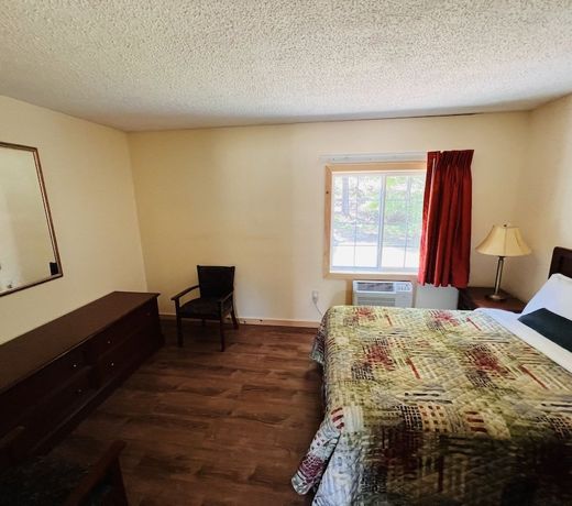 Countryside Inn