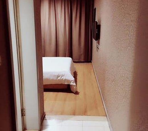 Huatai Hotel
