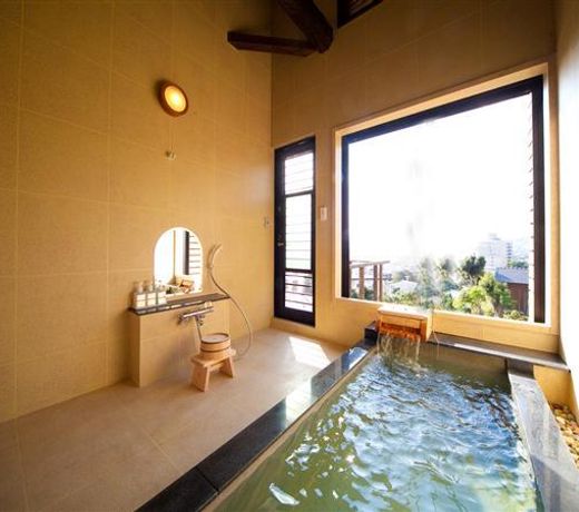 Kannawa Onsen Zekkei no Yado Sakuratei
