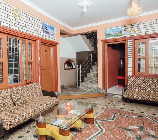 OYO 11456 Hotel Admire