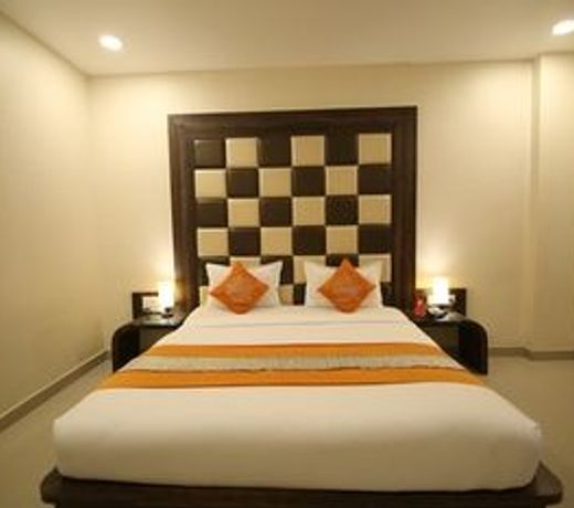 OYO 9130 Hotel Sheetal International