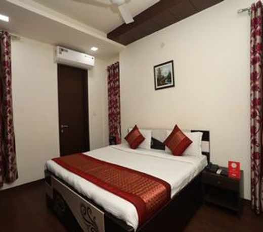 OYO 11003 Lemon Grass Residency