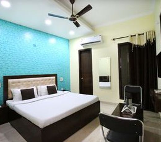 OYO 7724 Hotel Pr Chandigarh