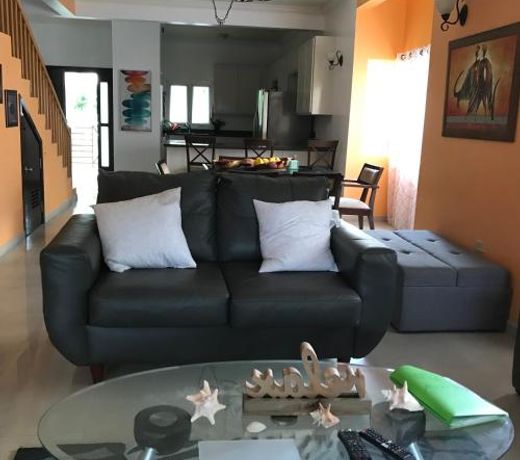 Alexanders Penthouse on the beach