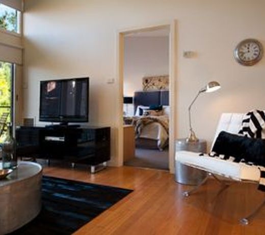 Daylesford Lake Villa 1