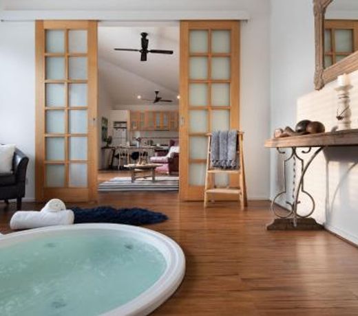 Gables Bend Spa Villa