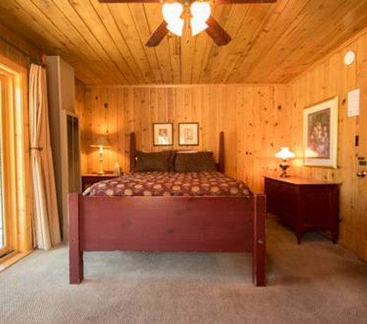The Lodge at Red River