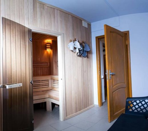 Zima Leto Apart Hotel