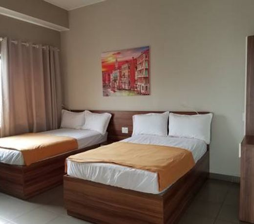 Lee Hotel
