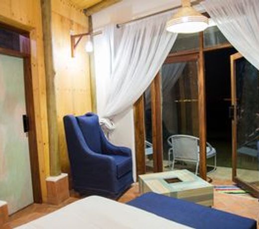 Buvi Lodge Limited