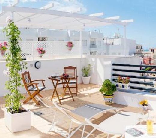 Summerland Apartments Rota