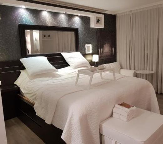 Cosy Studio in a Luxury Hotel