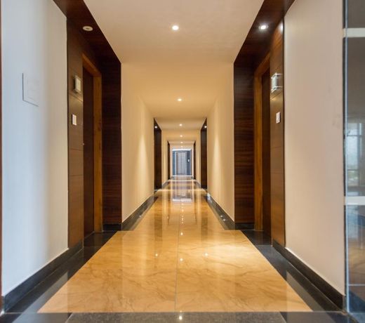 HOTEL HILLS TIRUPATTUR