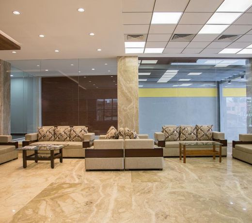 HOTEL HILLS TIRUPATTUR