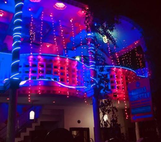 Thomas Home Stay