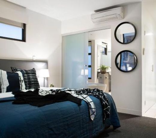 Lake Daylesford Lodge 5